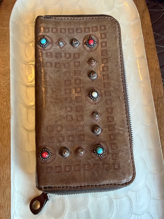Campomaggi Accessories - Campomaggi Brown Leather Zip Wallet with Stud and Turquoise/Red Accents